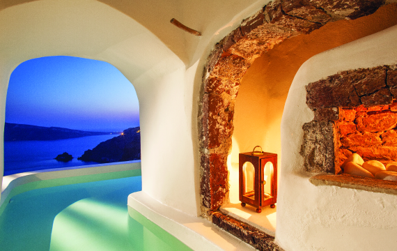 Canvas Oia Suites
